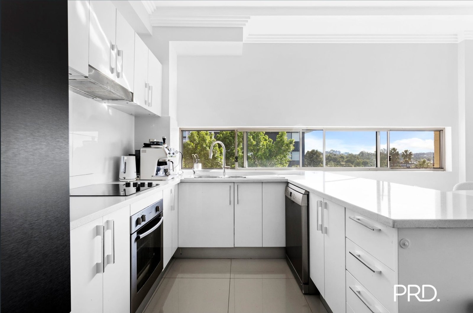 30/24 Lachlan Street LIVERPOOL 5