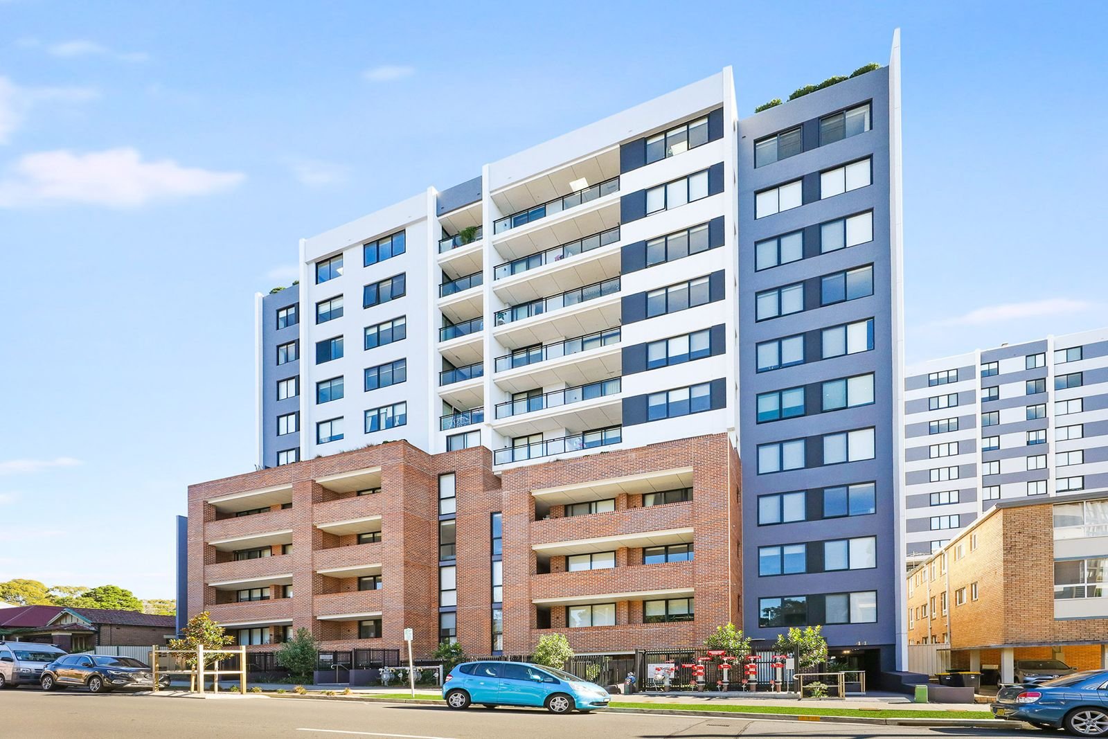 302/44 Regent Street KOGARAH 1
