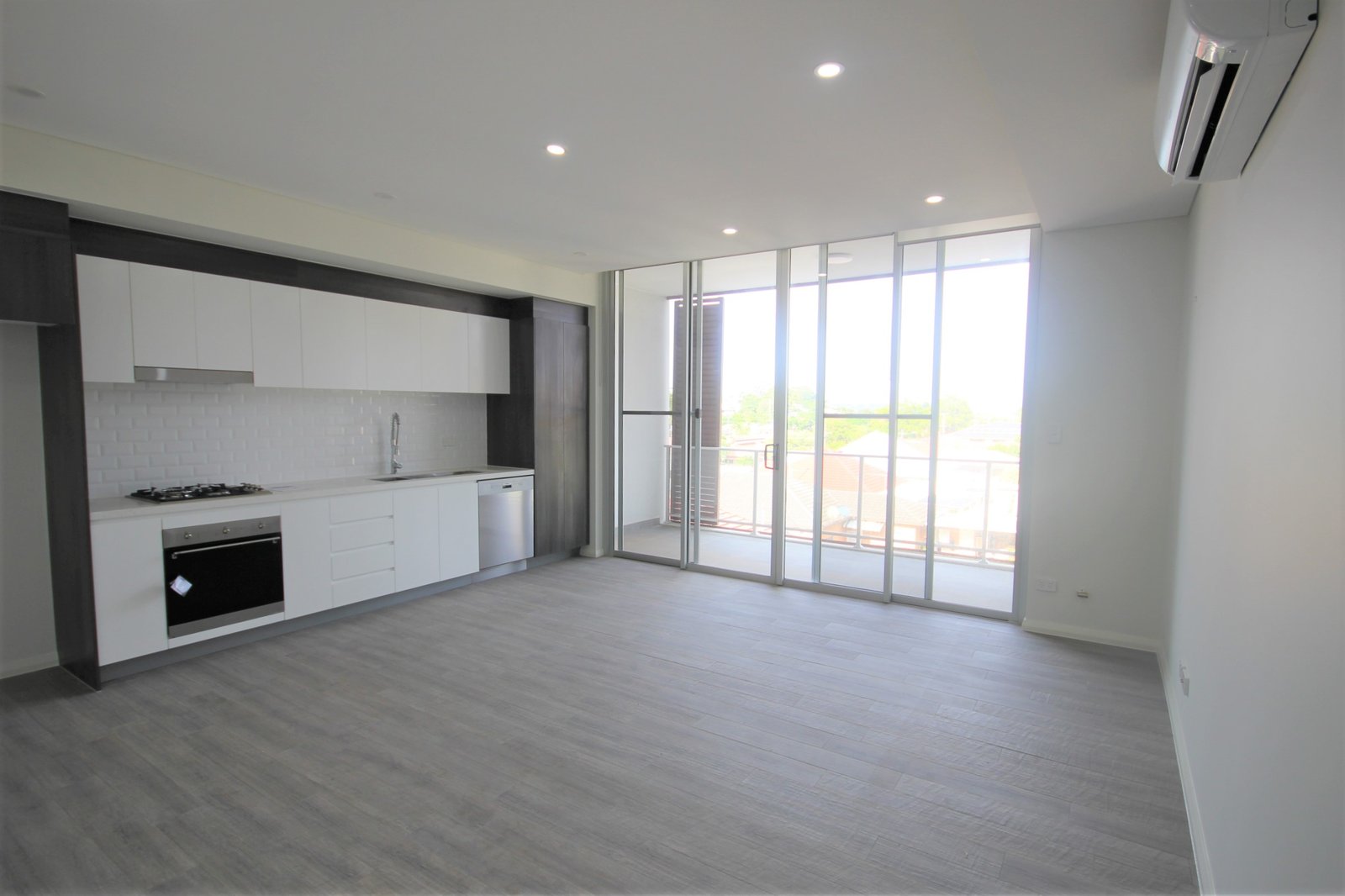 302/45-51 Andover Street CARLTON 2