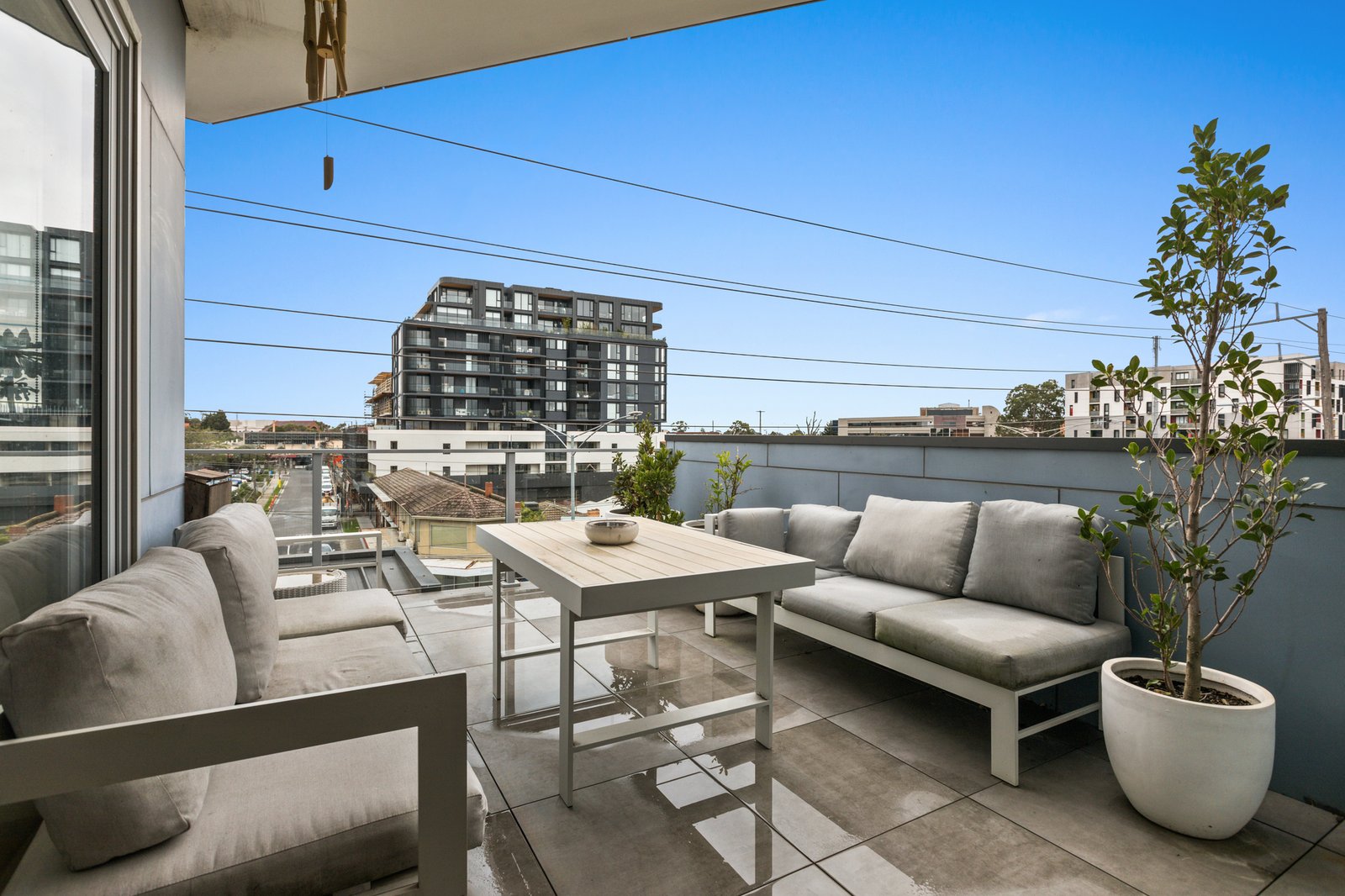 Gallery: 302/481 South Road