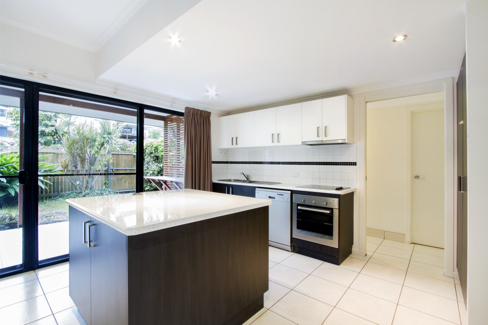 30/25 Abell Road CANNONVALE 2