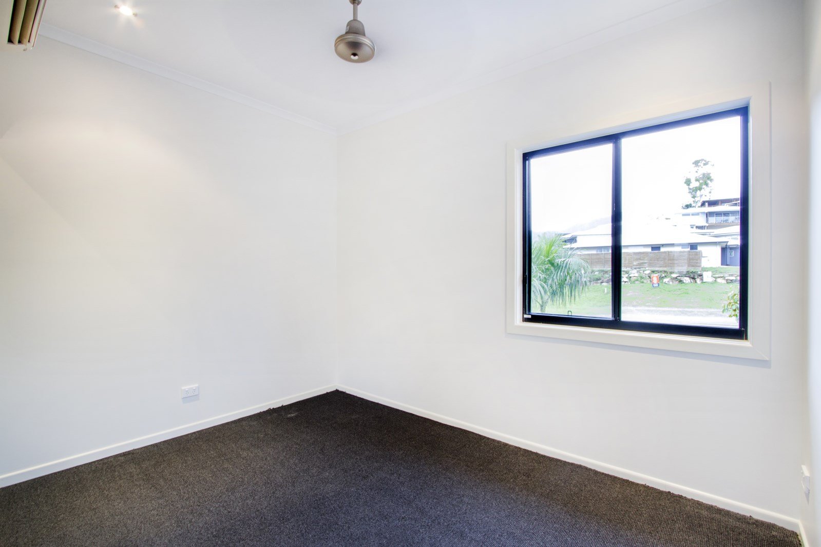 30/25 Abell Road CANNONVALE 8