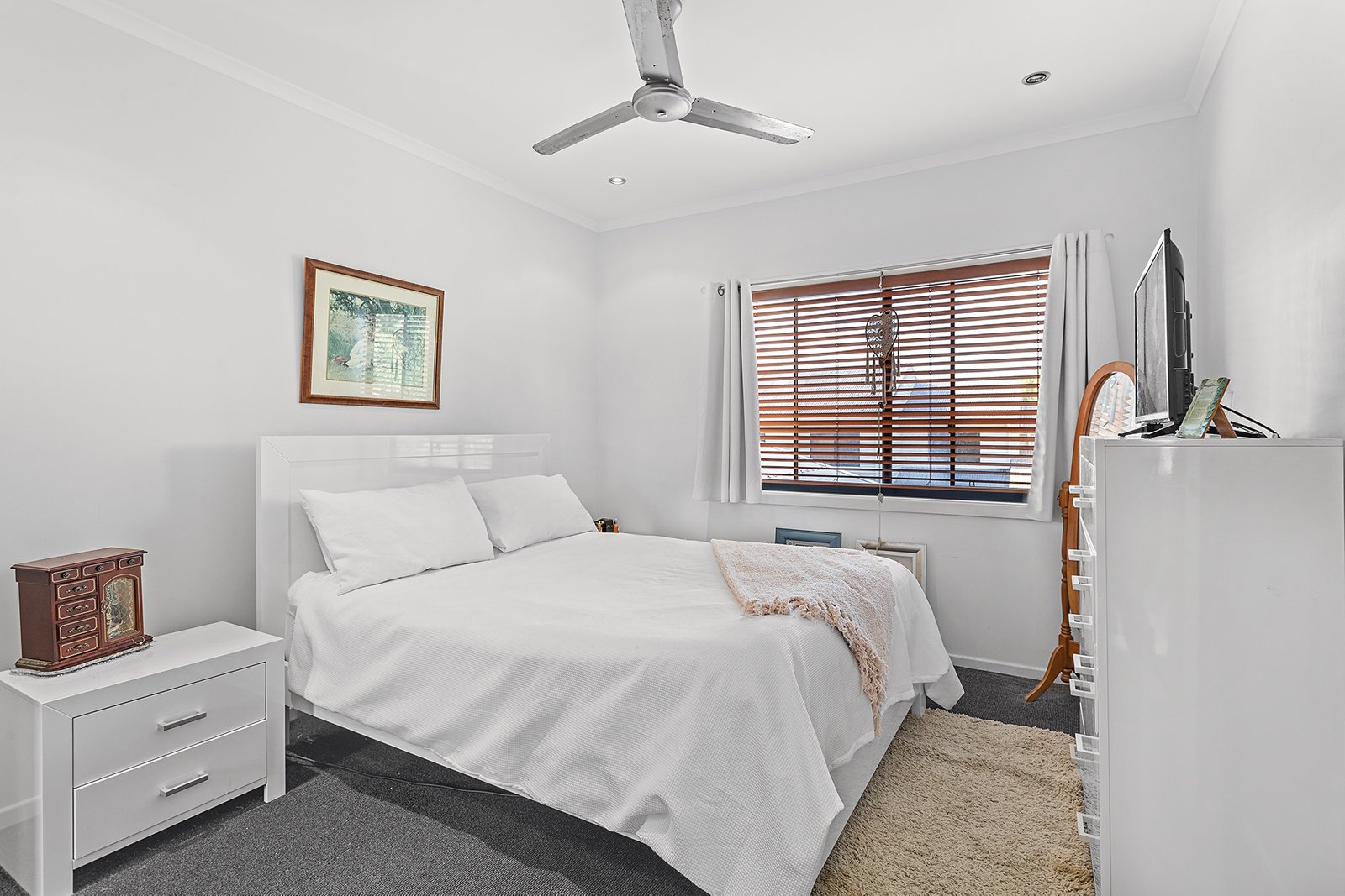 30/25 Abell Road CANNONVALE 9