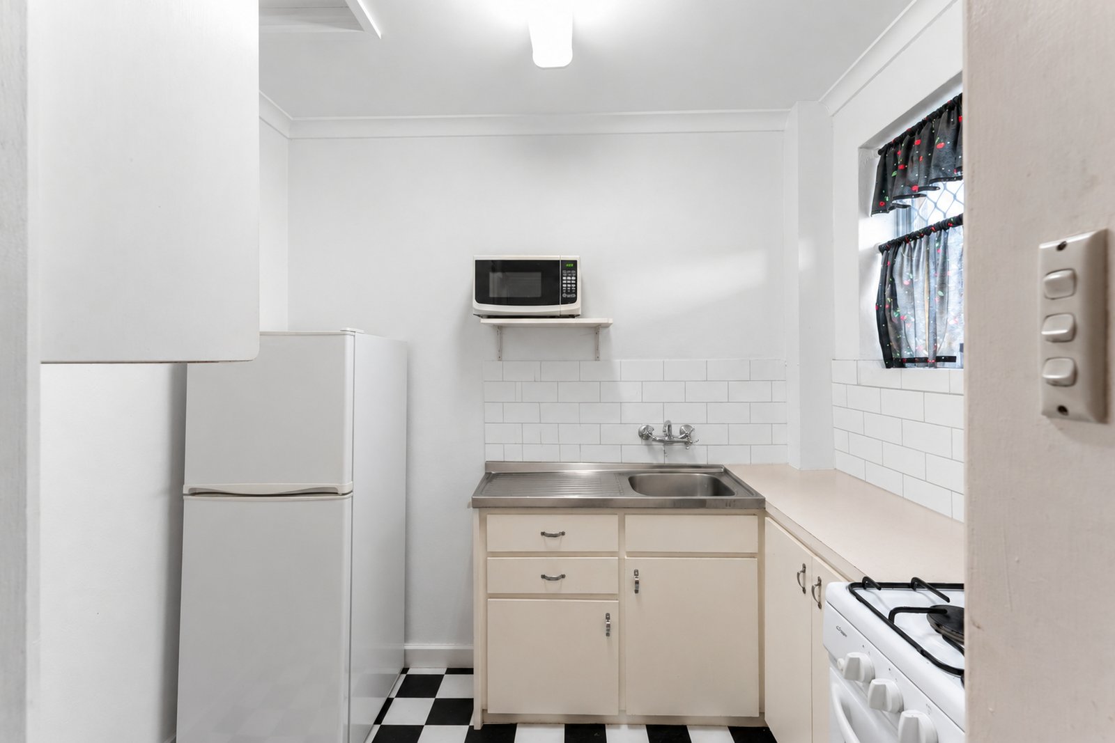 30/25 Macquoid Street QUEANBEYAN EAST 5