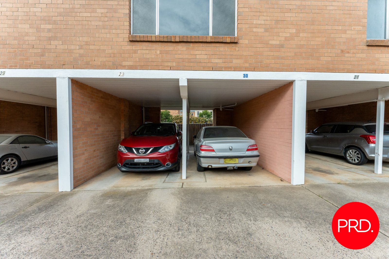 30/25 Macquoid Street QUEANBEYAN EAST 8