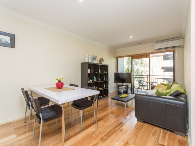 Gallery: 302/69 Stead Street