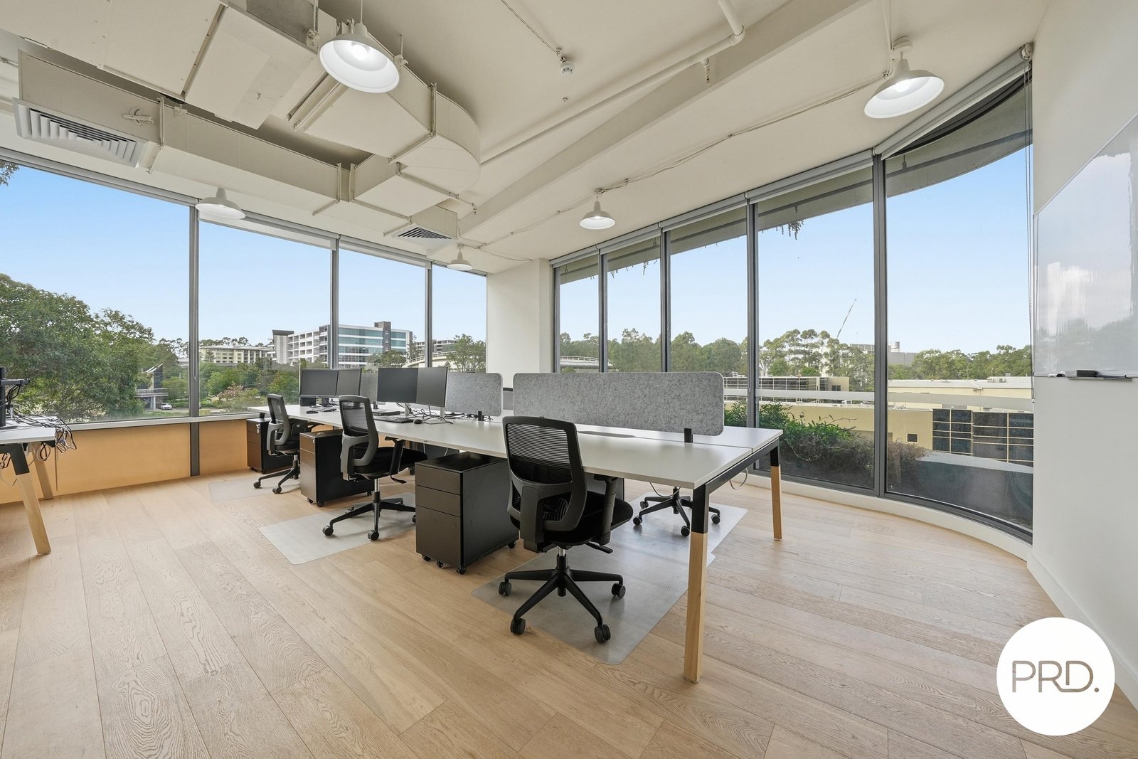 3.02/7 Maitland Place NORWEST 2