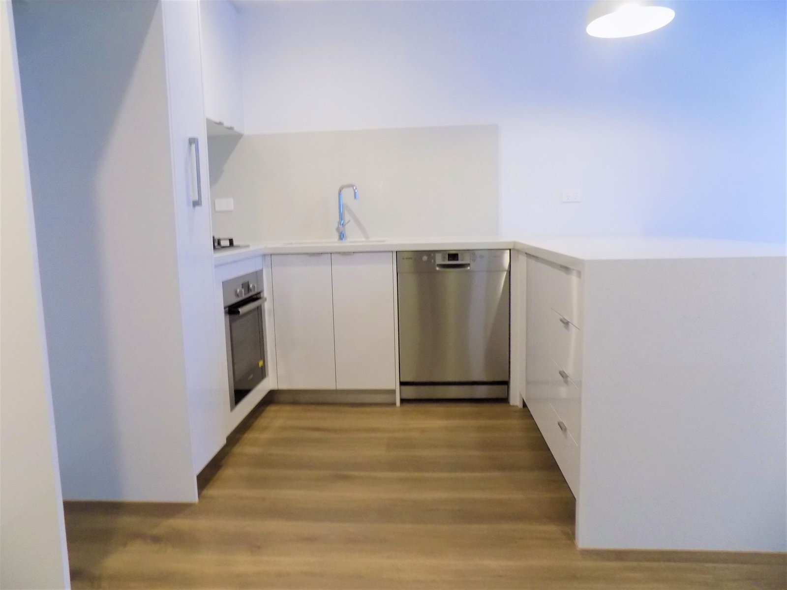 Gallery: 302/70 Batesford Road