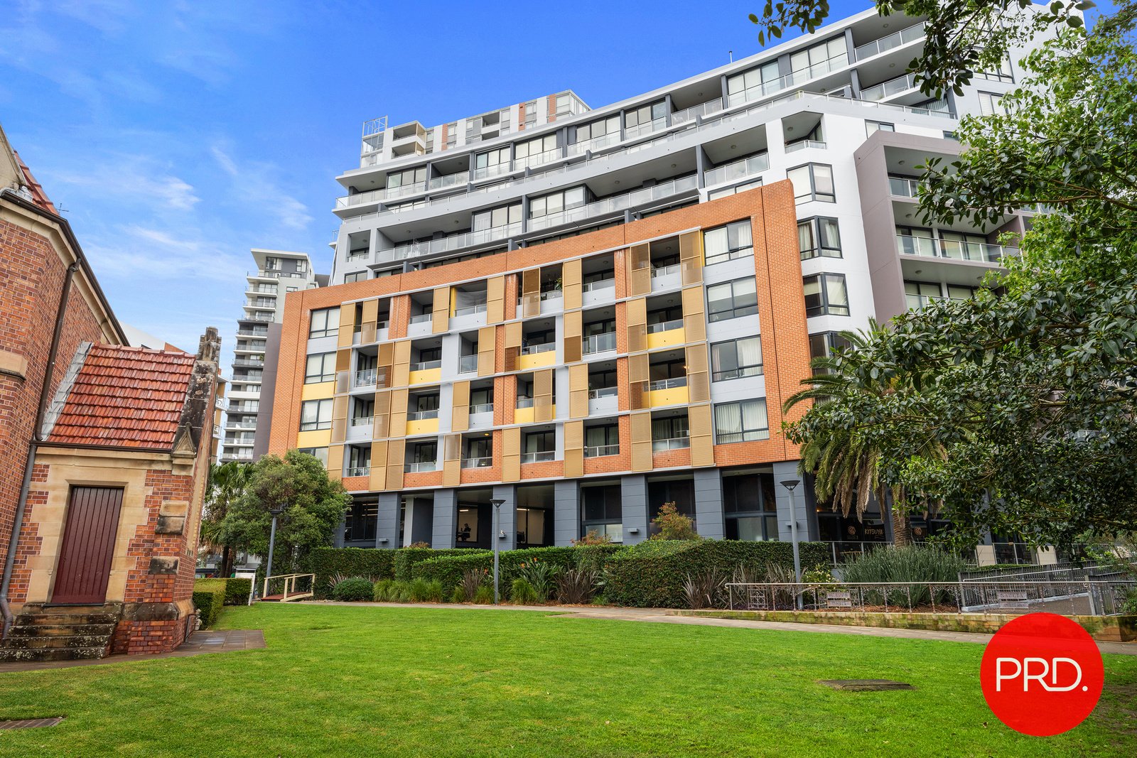 302/8-10 Brodie Spark Drive WOLLI CREEK 11