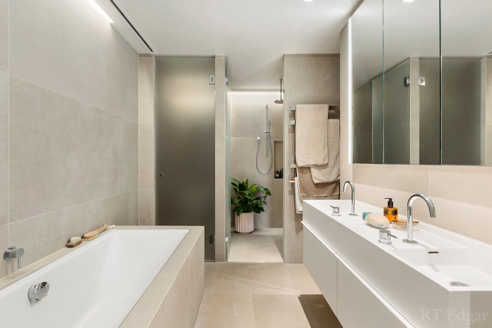 Real Estate and Property in 302/8 Murphy Street, South Yarra, VIC