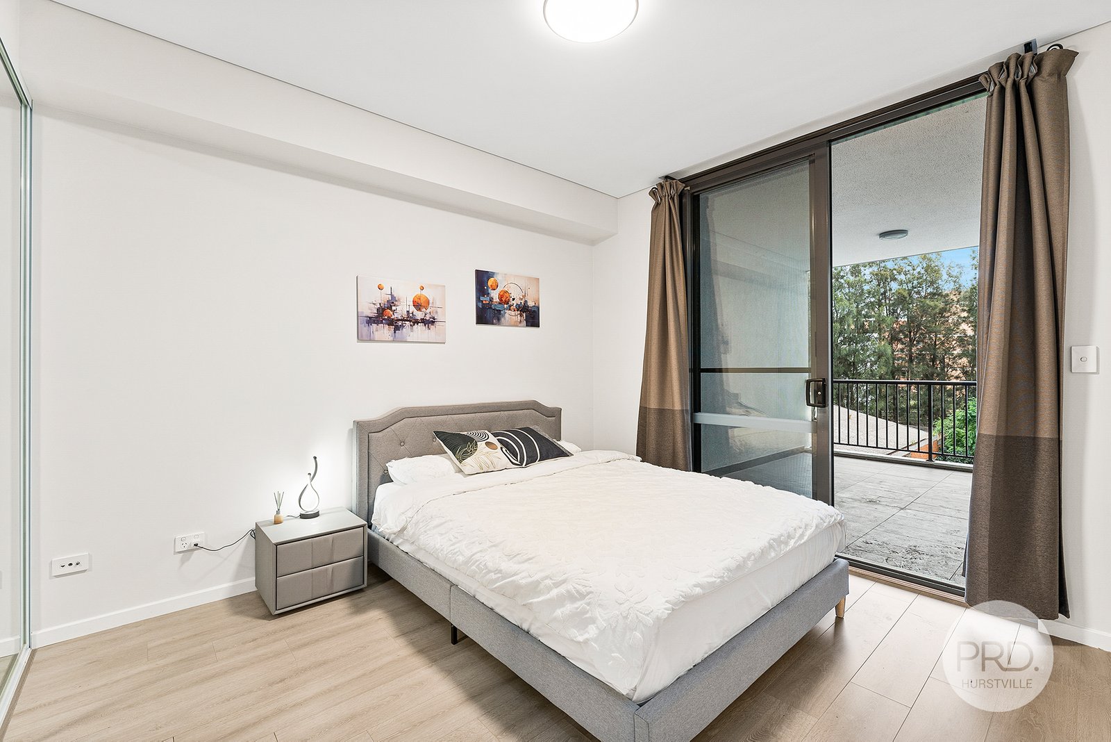 302/9-11 Arncliffe Street WOLLI CREEK 5