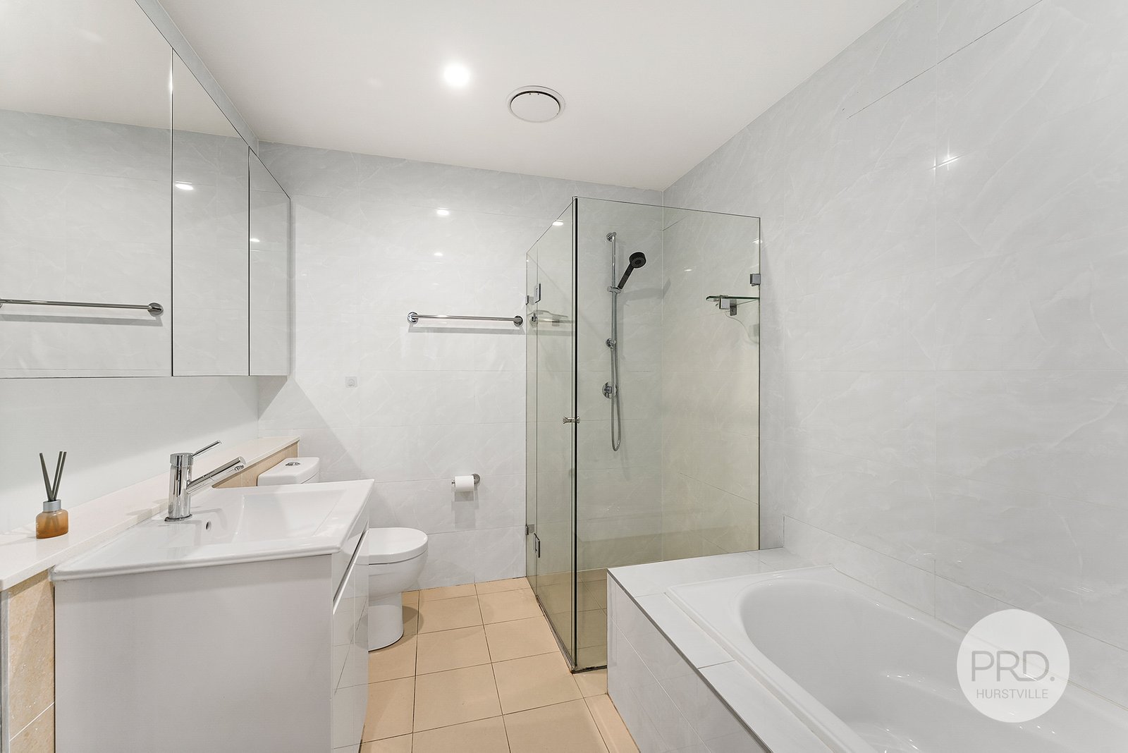 302/9-11 Arncliffe Street WOLLI CREEK 6