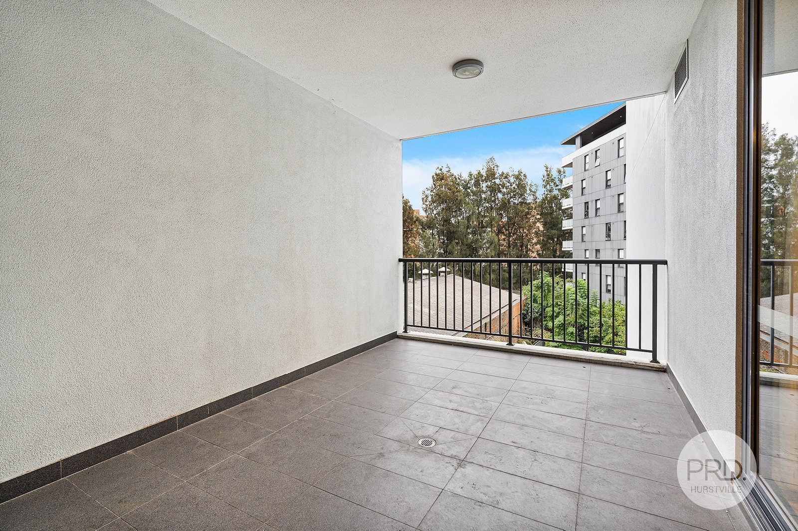 302/9-11 Arncliffe Street WOLLI CREEK 7