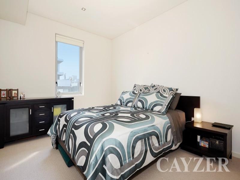 Gallery: 302G/93 Dow Street