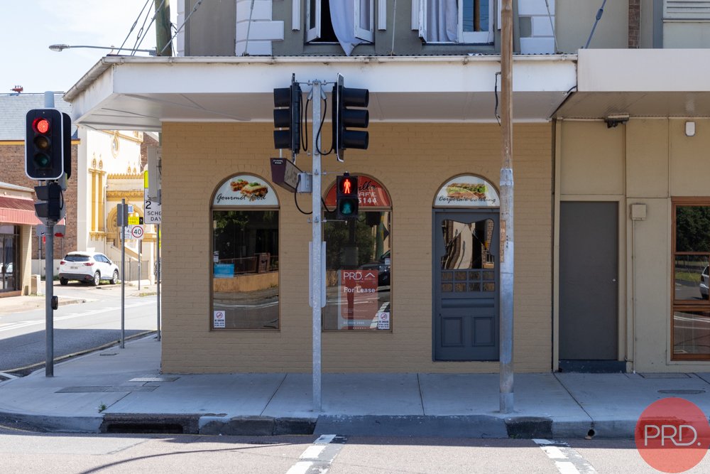303 High Street MAITLAND 2