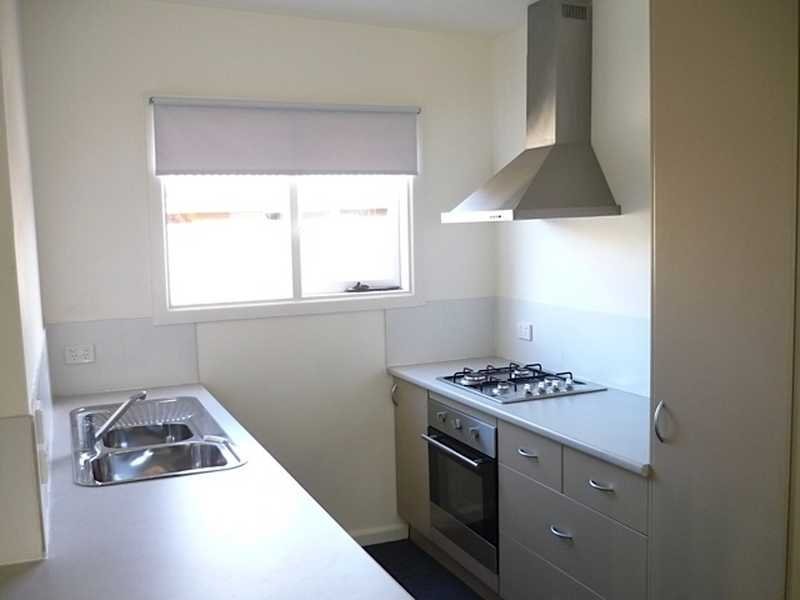 303 Neill Street SOLDIERS HILL 3