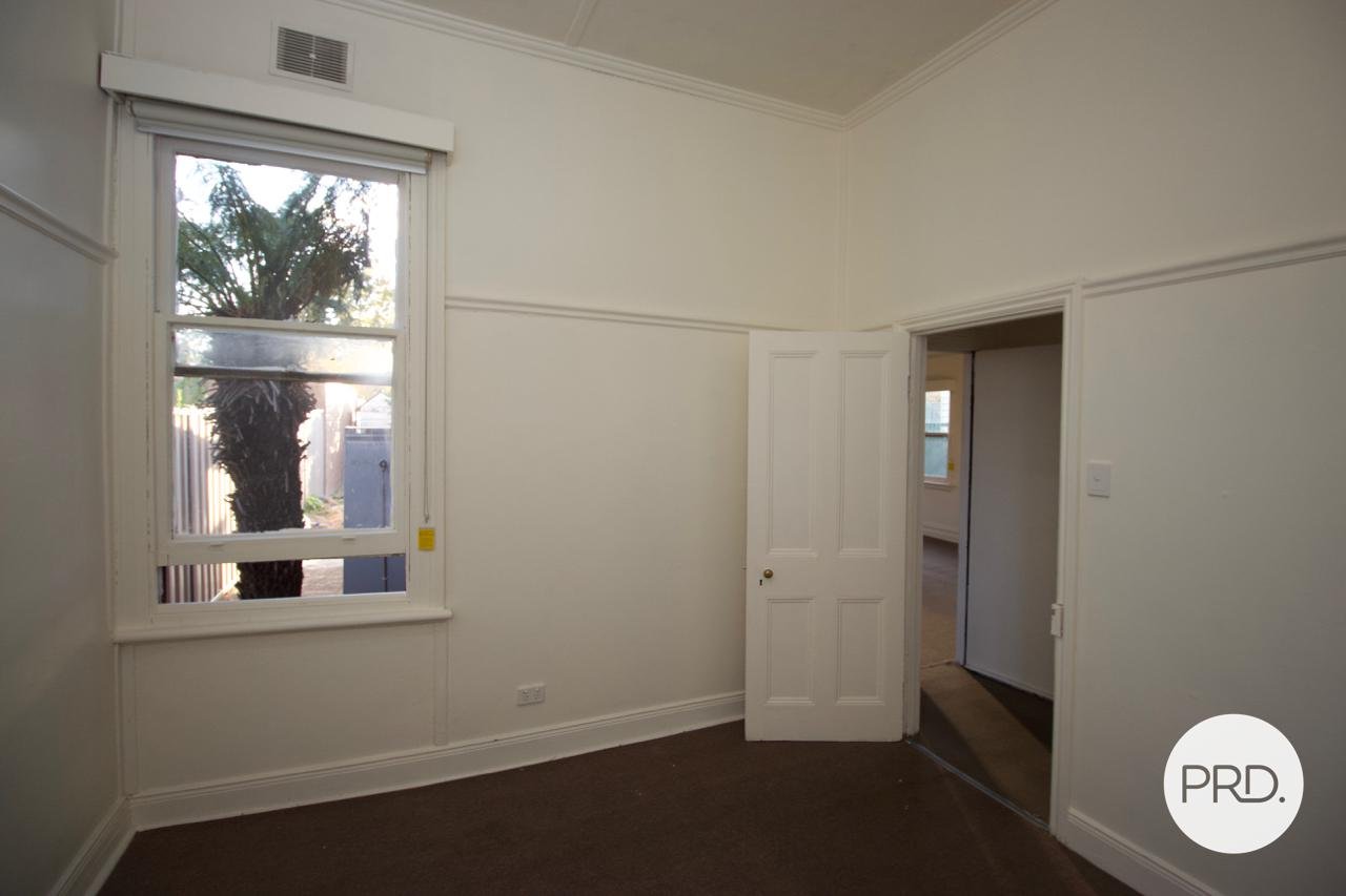 303 Neill Street SOLDIERS HILL 6