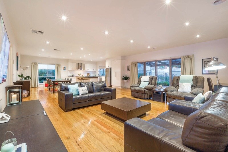 303 Pleasant Street South BALLARAT CENTRAL 2