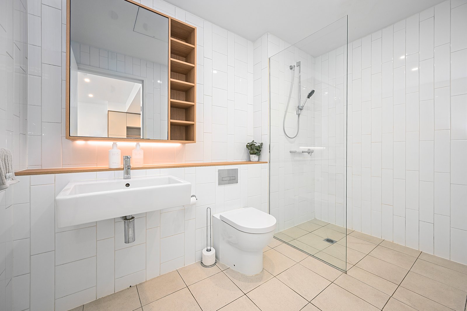 303/101C Lord Sheffield Circuit PENRITH 7