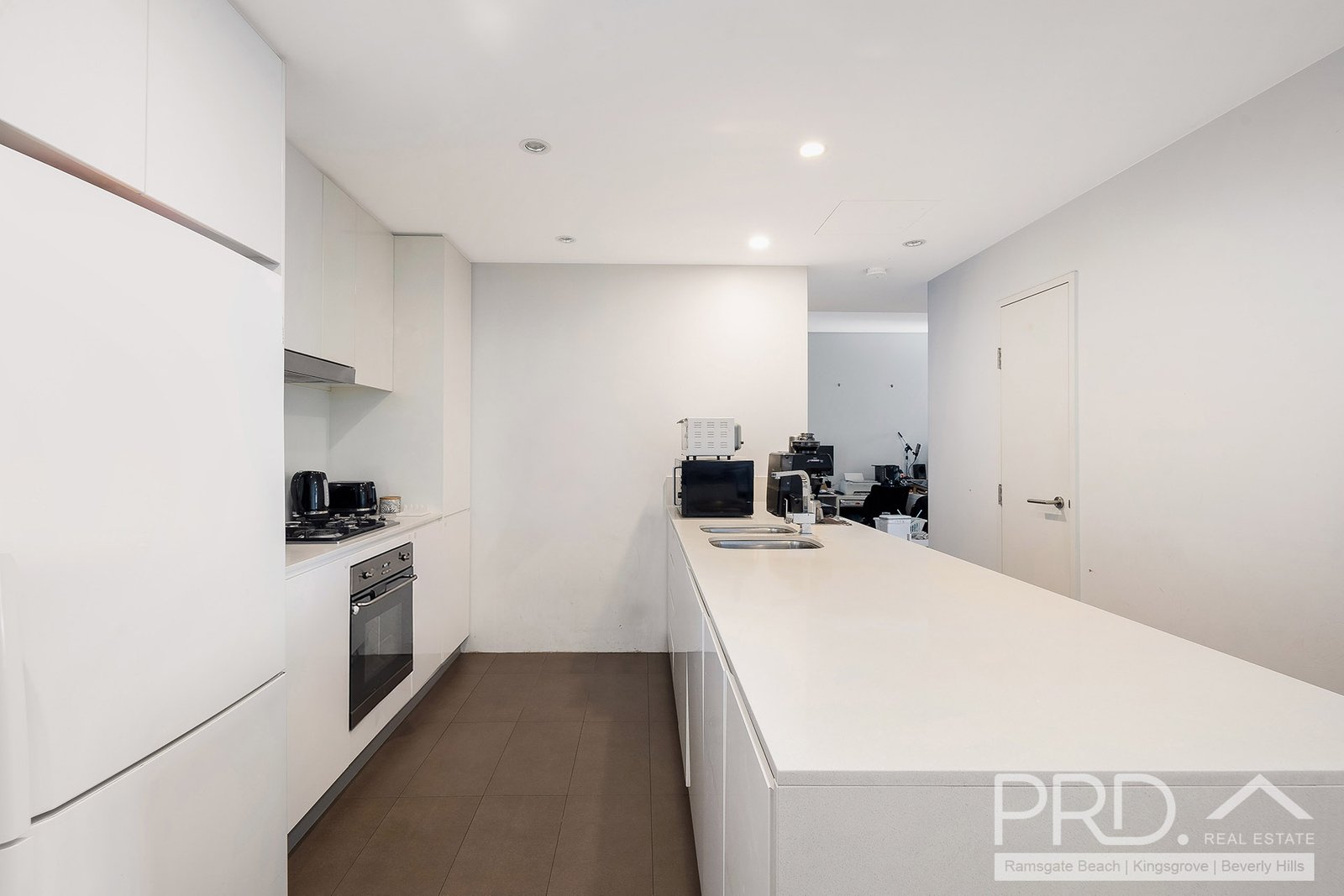 303/11D Mashman Avenue KINGSGROVE 3