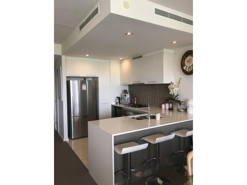 3032/3029 The Boulevard CARRARA 4