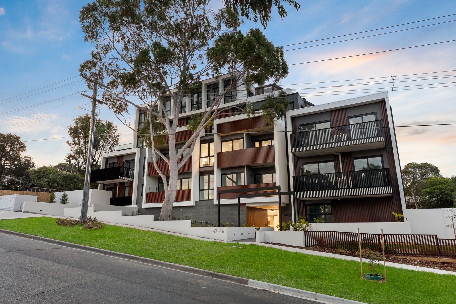 303/47 McIntyre Street, BURWOOD, 3125