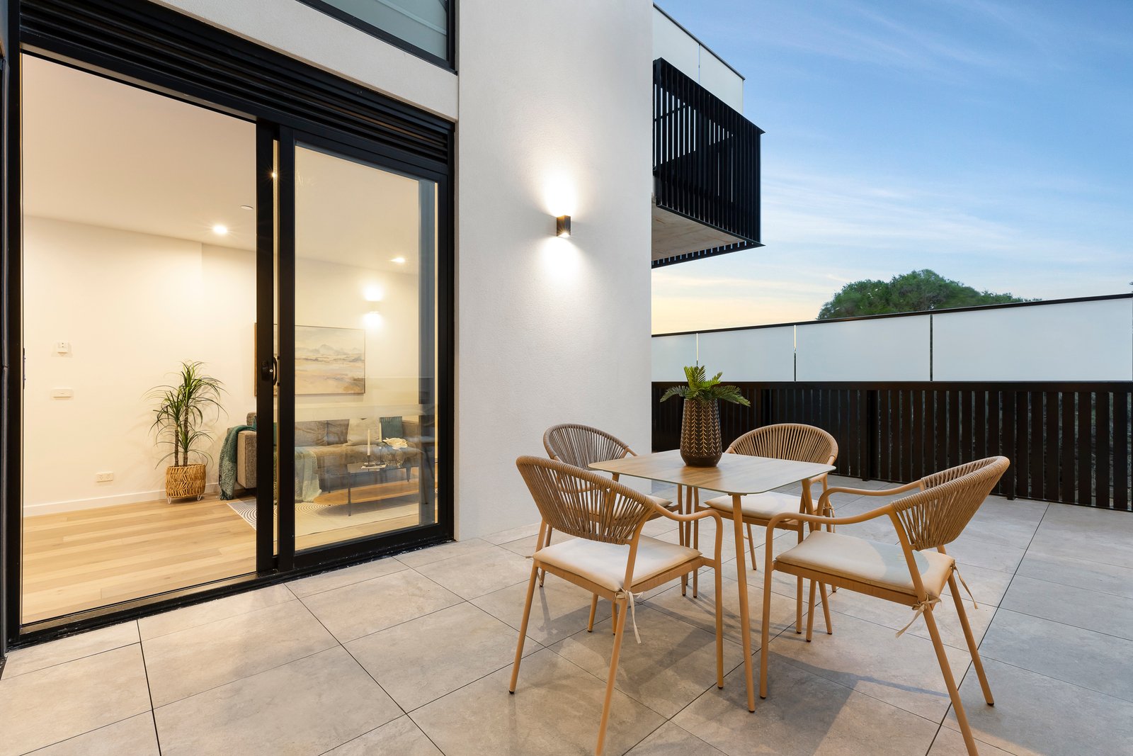 303/47 McIntyre Street, BURWOOD, 3125