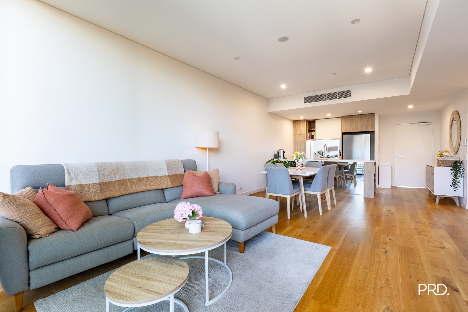 303/4B Retreat Dr  Penrith 3