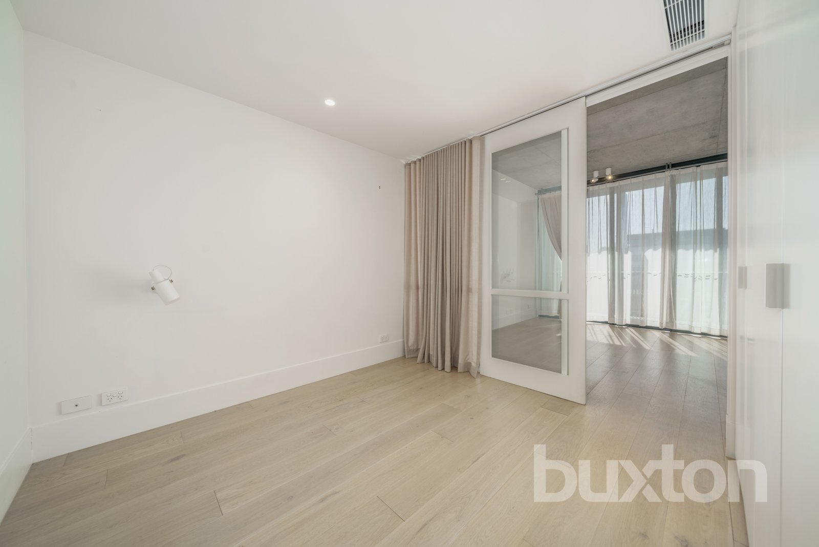 Gallery: 303/63-69 Rouse Street