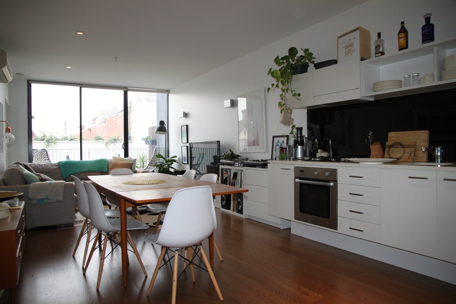 Gallery: 303/63 Acland Street
