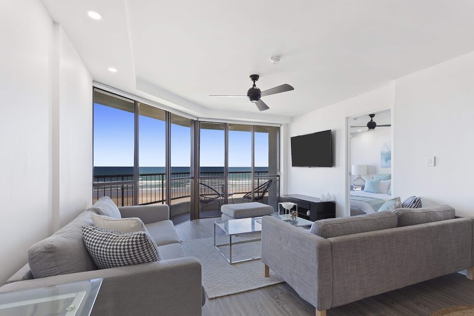 30/387 Golden Four Drive TUGUN 3