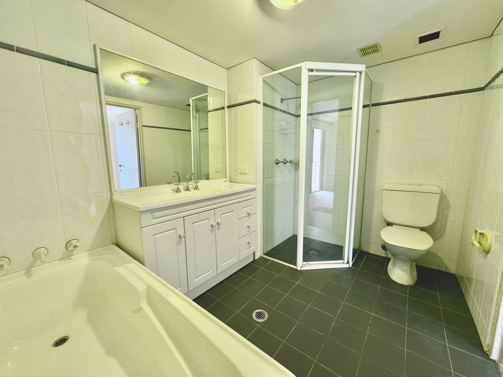 303A/767 Anzac Parade MAROUBRA 8