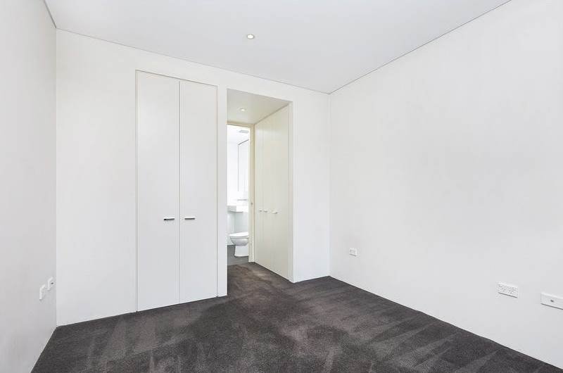 303B/260 Anzac Parade KENSINGTON 4