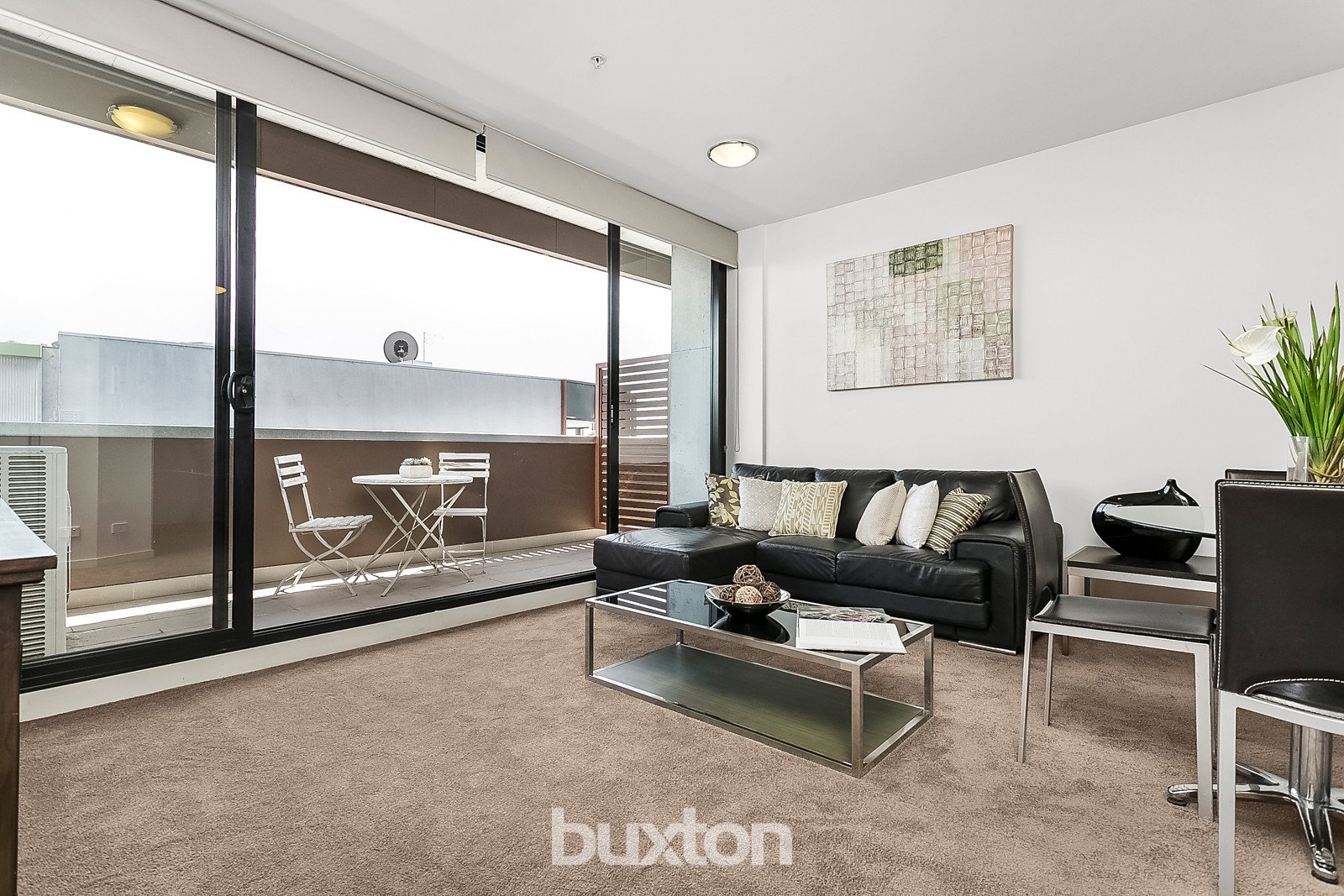 Gallery: 303c/1142 Nepean Highway