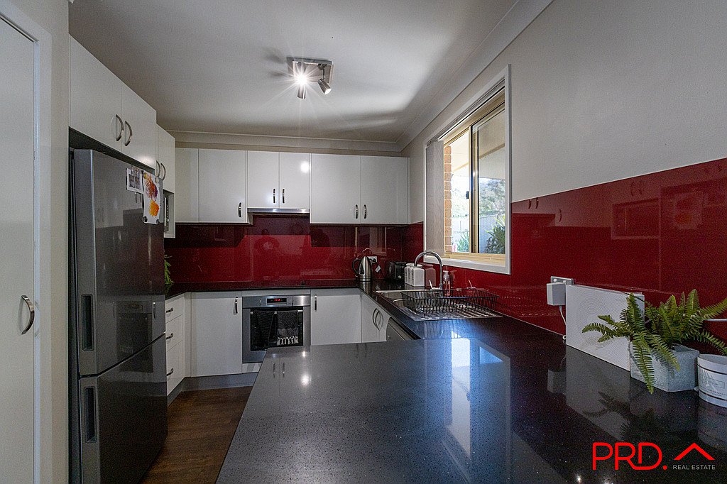 304 Armidale Road TAMWORTH 4