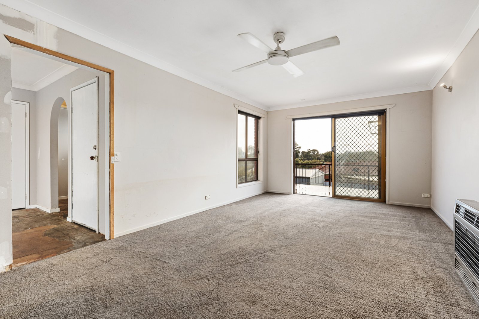 Gallery: 304 Landsborough Street