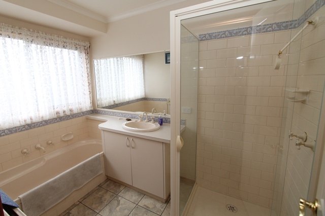 304 Yuille Street BUNINYONG 13