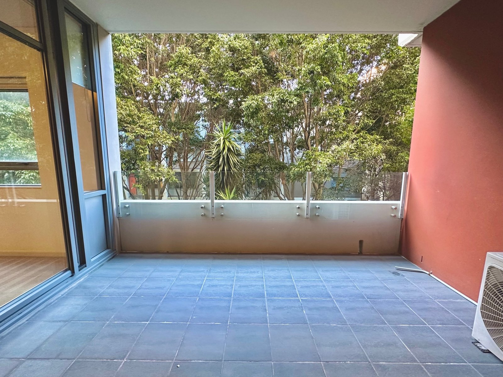 304/1 Bruce Bennetts Place MAROUBRA 2