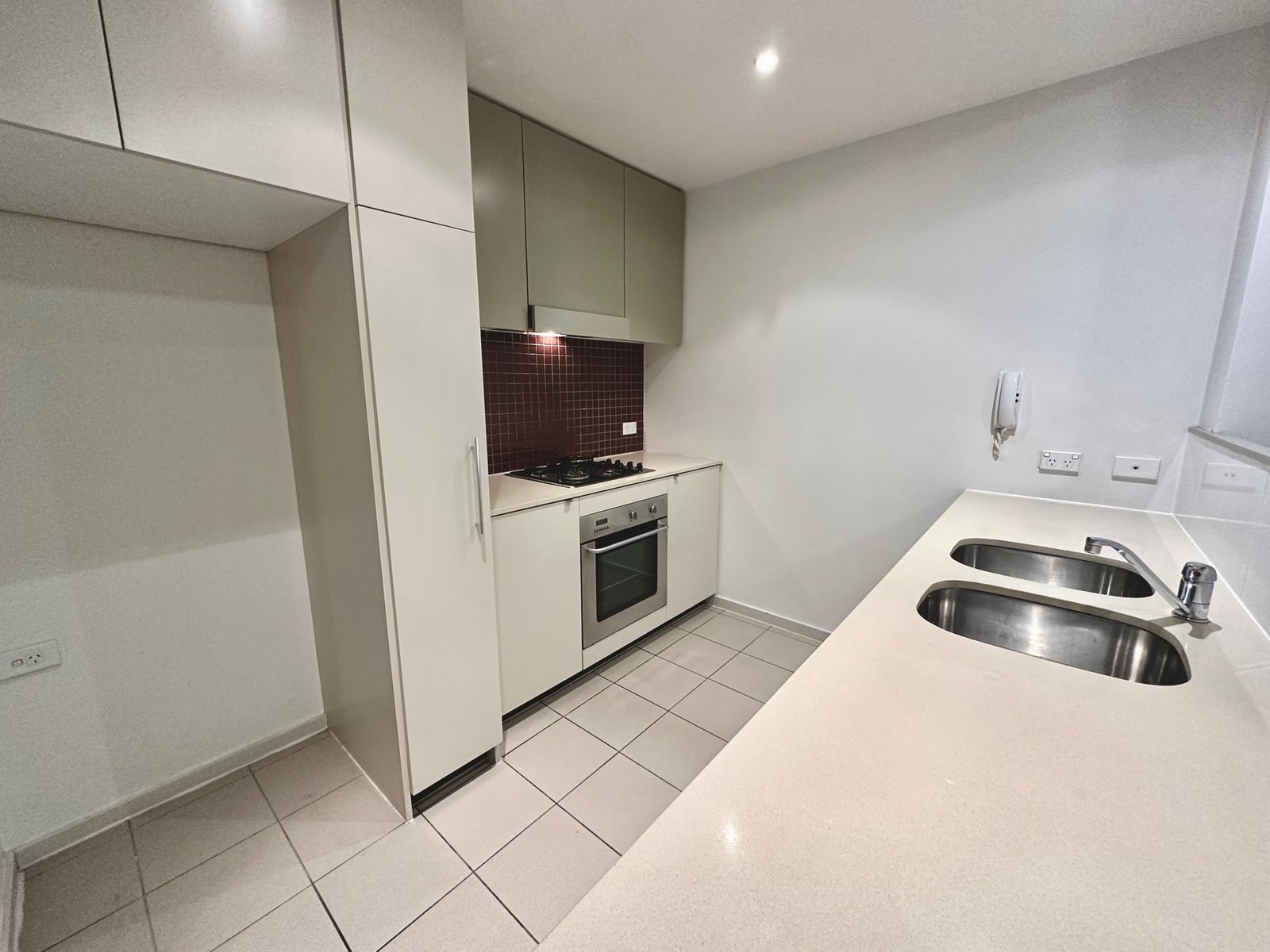 304/1 Bruce Bennetts Place MAROUBRA 3