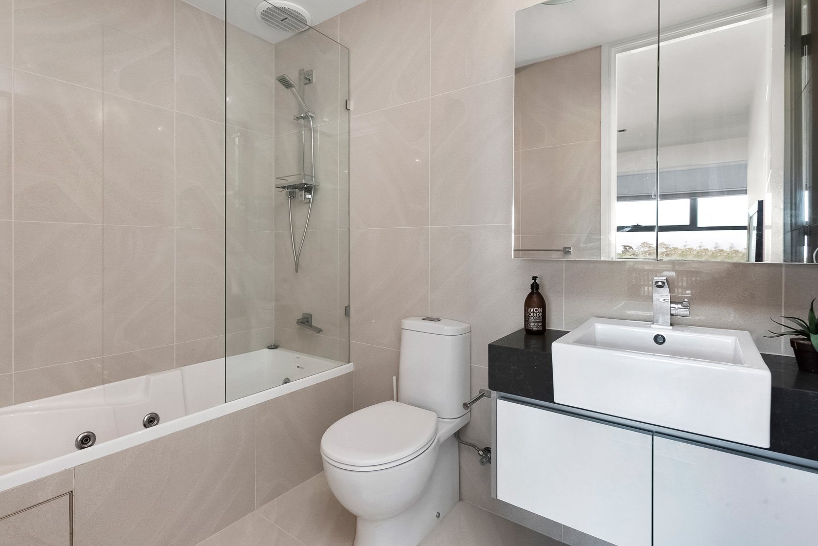 Gallery: 304/103 Bay Street