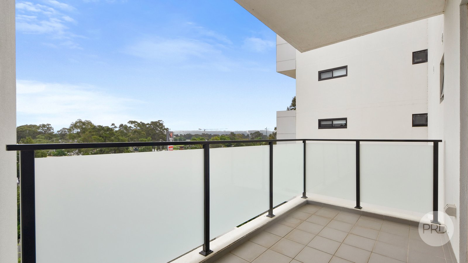 304/114-116 Station Street PENRITH 8