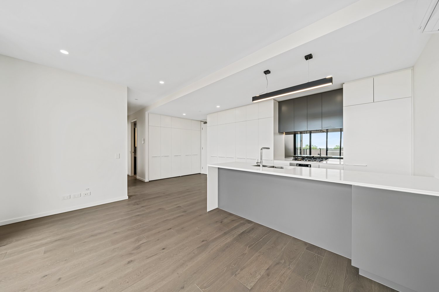 Gallery: 304/138 Glen Eira Road
