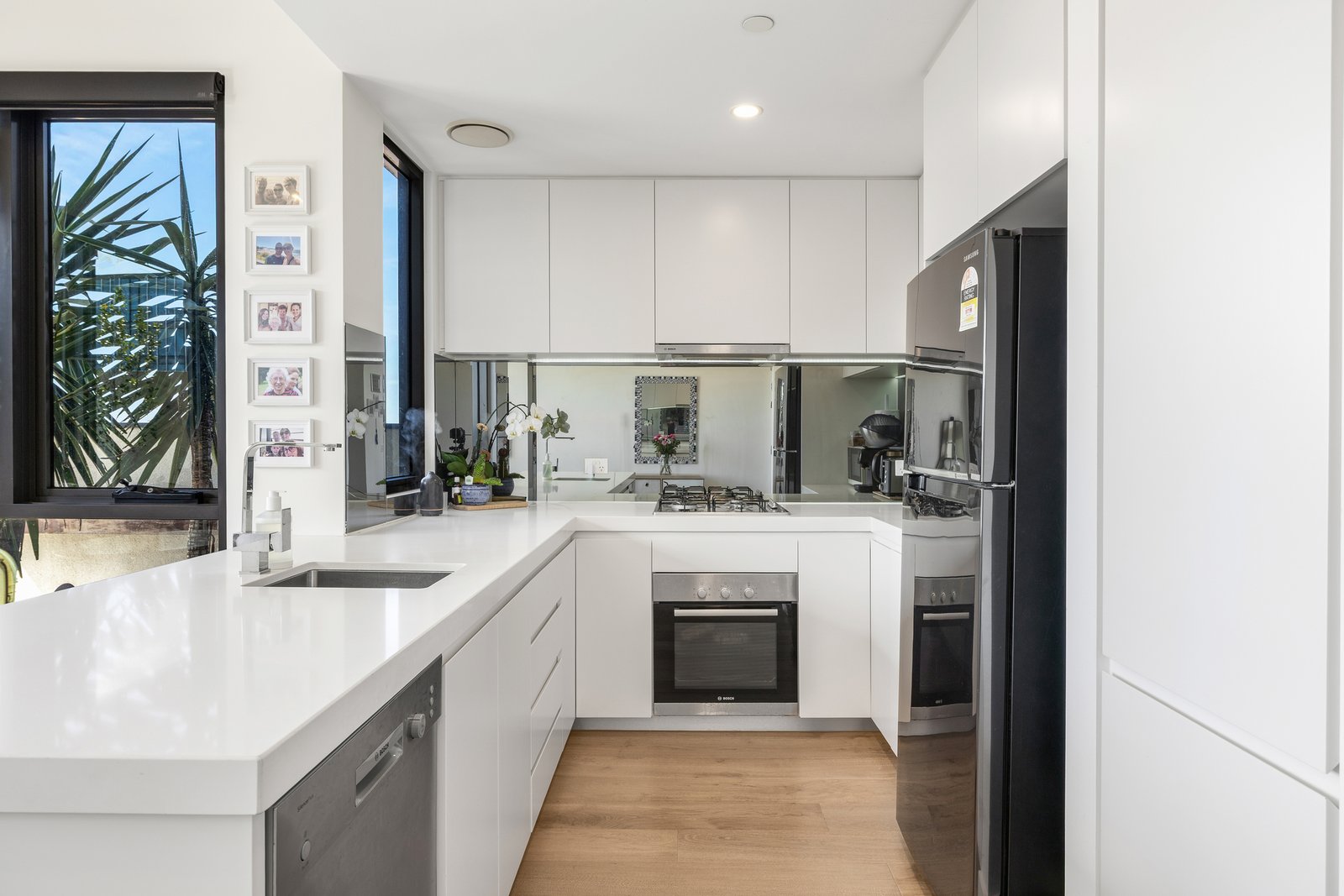 Gallery: 304/144 Hawthorn Road