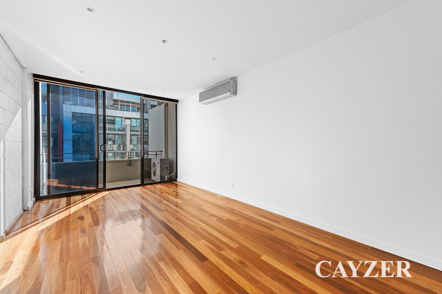 Gallery: 304/52 Nott Street