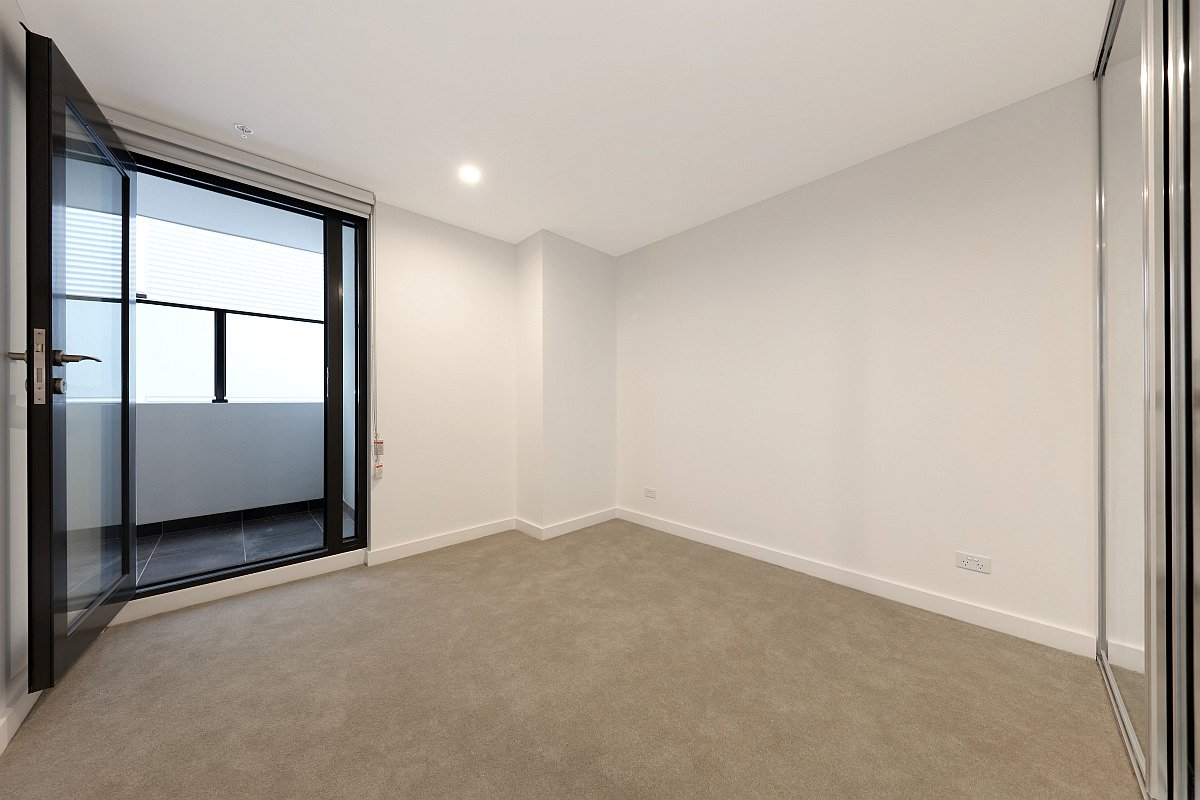 Gallery: 304/669 Centre Road