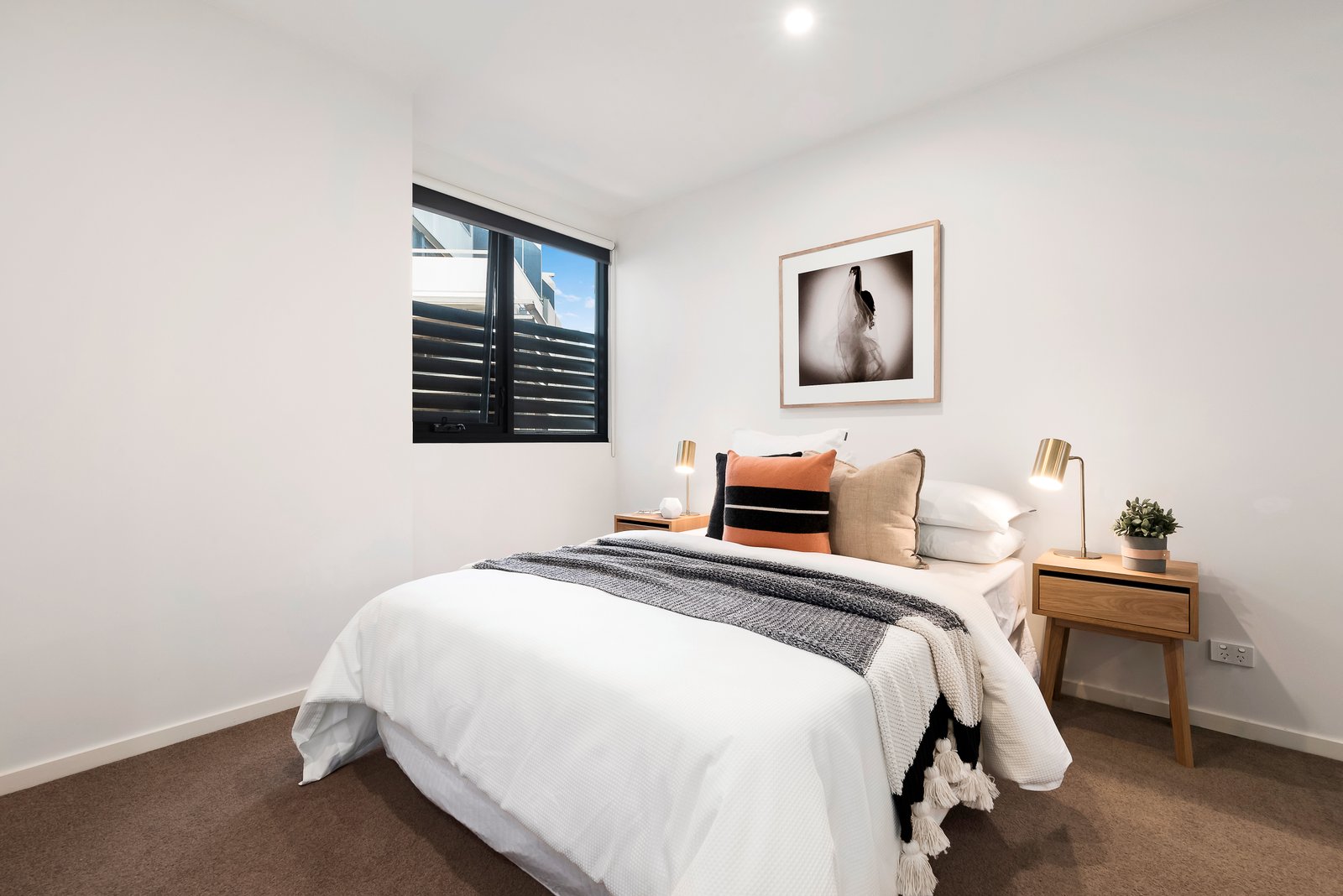 Gallery: 304/7 Belford Street