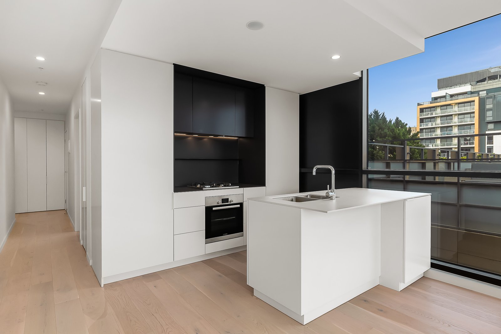 Gallery: 304/8 Garden Street