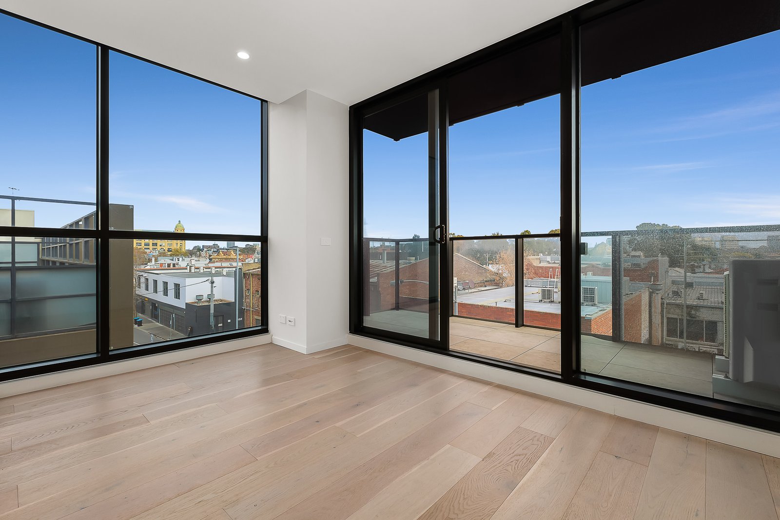 Gallery: 304/8 Garden Street