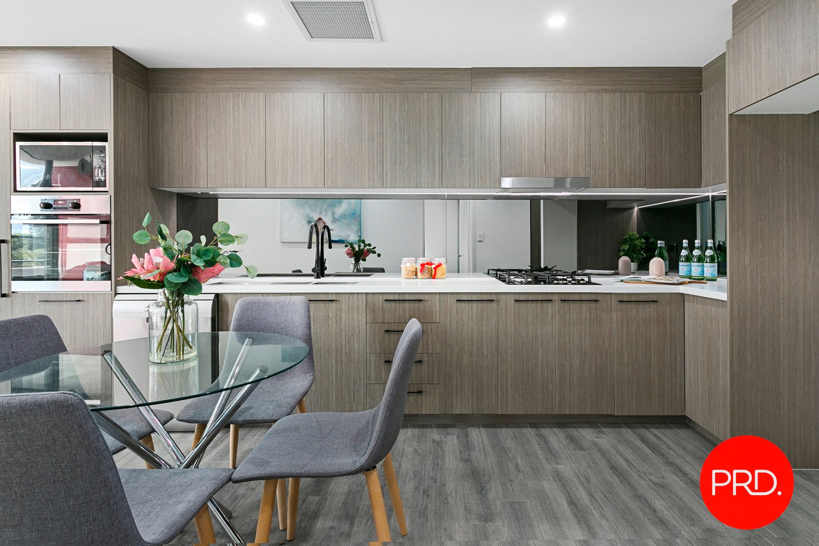 304/843 New Canterbury Road DULWICH HILL 2