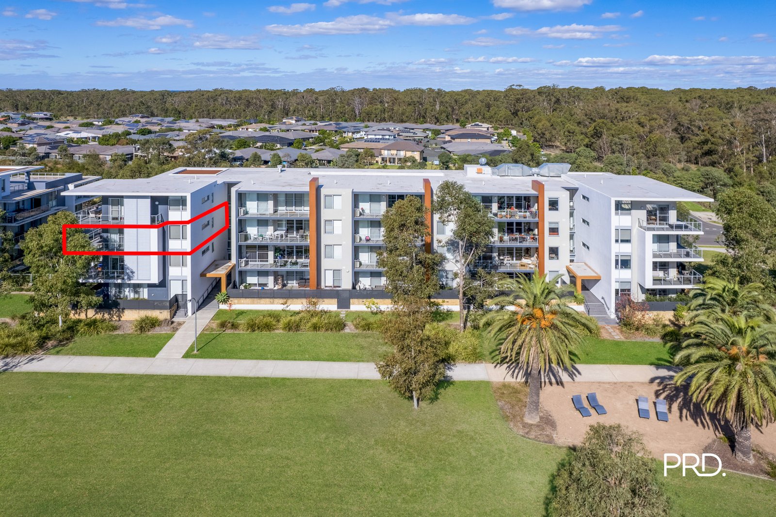 304/98 Lakeside Parade JORDAN SPRINGS 2
